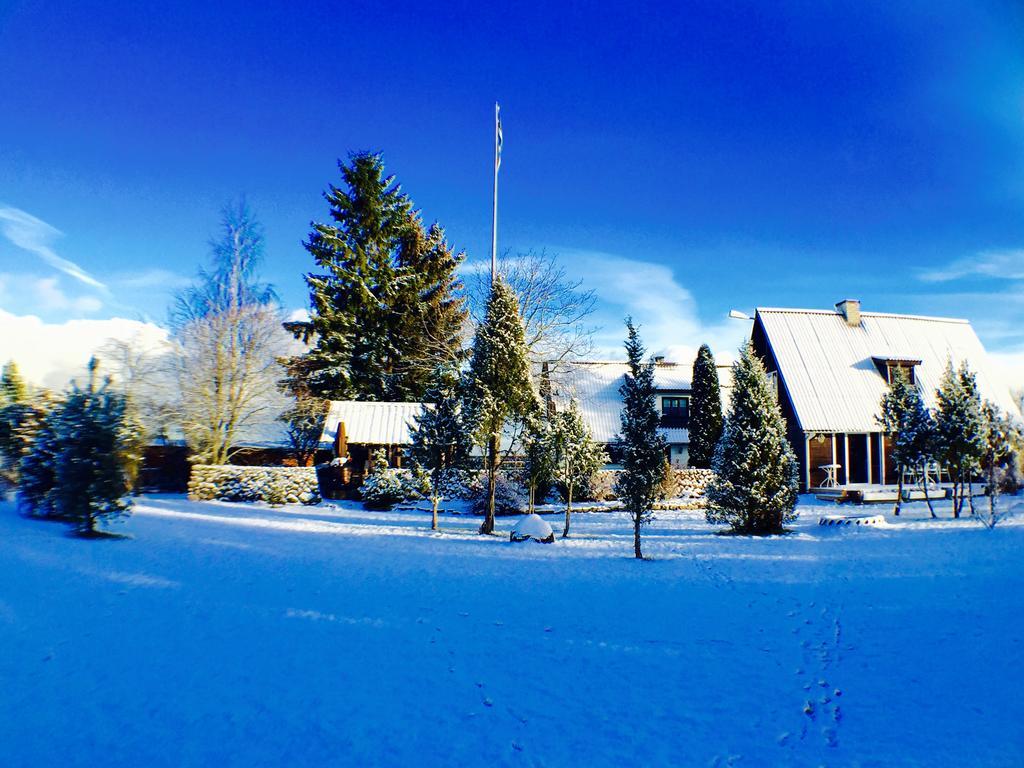 Kuivastujaani Hotel Luaran gambar